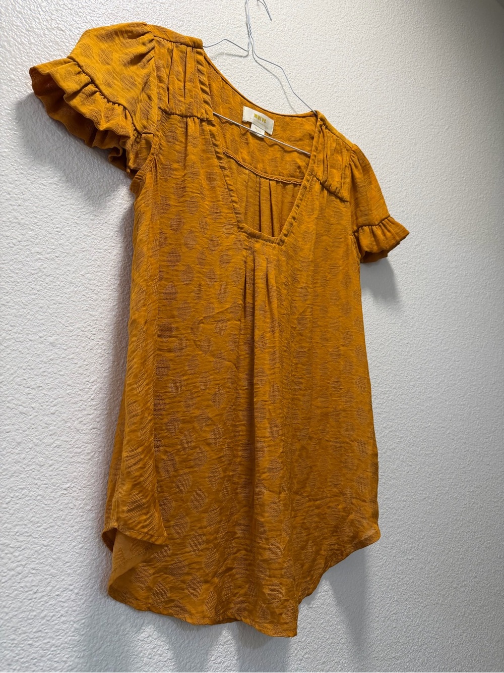 Anthropologie Maeve Hailey Flutter Sleeve Mustard Flowly V-Neck Women's Top